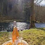 Le Vieux Pont - Maison De Au Bord De L'eau Feriehus *